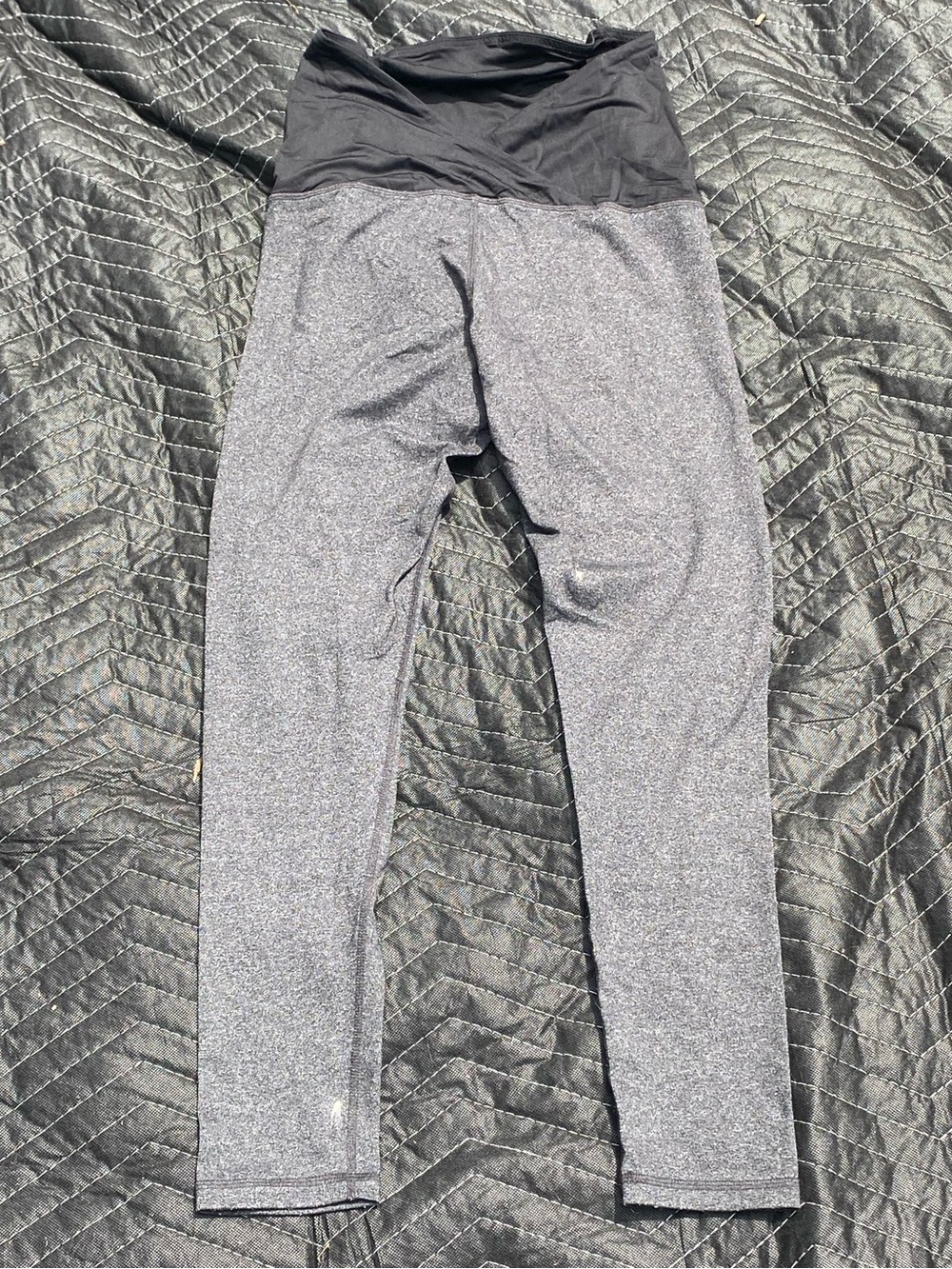 Ingrid & Isabel Black Waistband Heather Gray Maternity Leggings